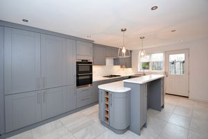 Photo 11- click for photo gallery